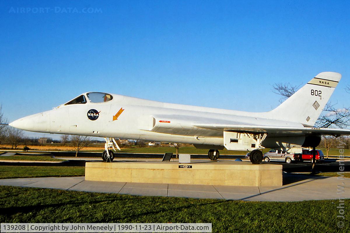 139208, Douglas F5D-1 Skylancer C/N 11282, Neil Armstrong Air & Space Museum, Waupakoneta, OH