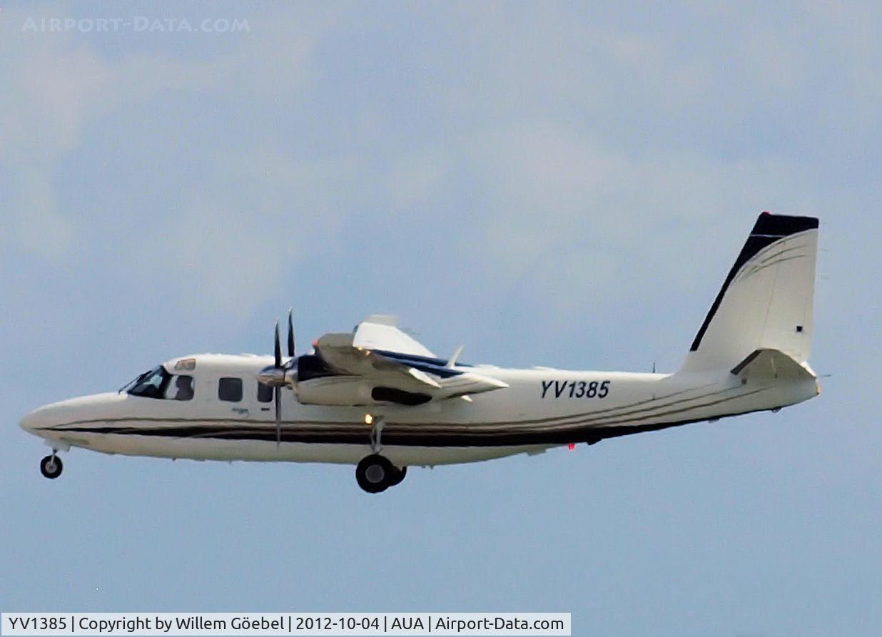 YV1385, 1981 Rockwell 690C Turbo Commander C/N 11666, Landing on Reina Beatrix Airport Aruba