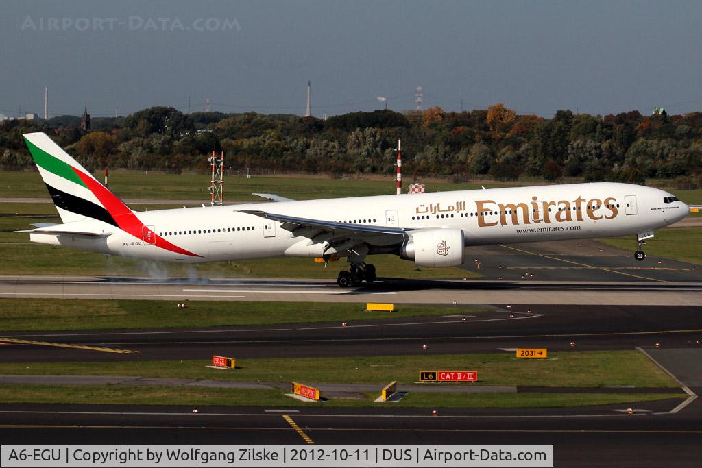 A6-EGU, 2012 Boeing 777-31H/ER C/N 41079, visitor