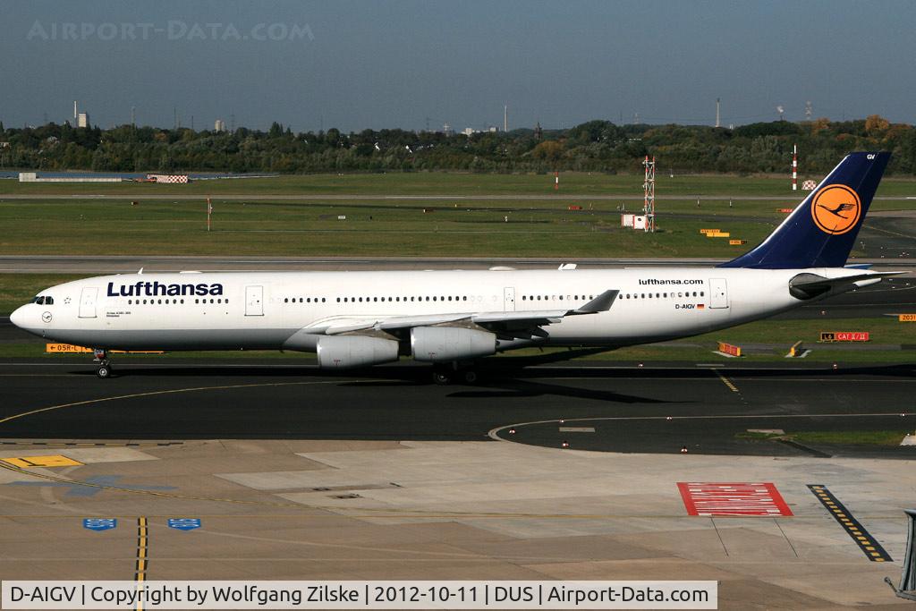D-AIGV, 2000 Airbus A340-313X C/N 325, visitor