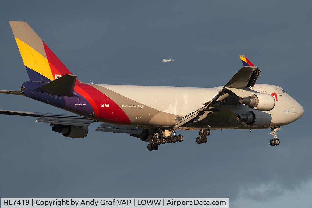 HL7419, 1994 Boeing 747-48EF (SCD) C/N 25781, Asiana 747-400