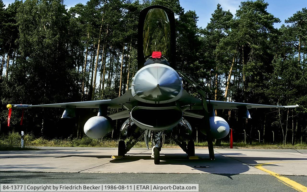 84-1377, 1984 General Dynamics F-16C Fighting Falcon C/N 5C-159, flightline at Ramstein AB