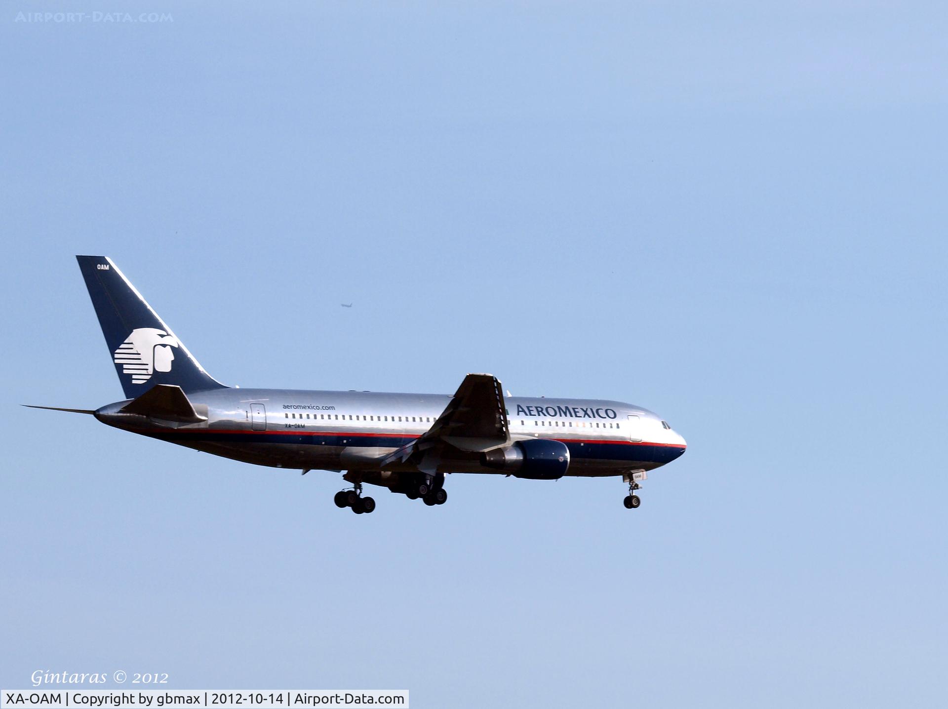 XA-OAM, 1993 Boeing 767-2B1/ER C/N 26471/511, Landing at JFK