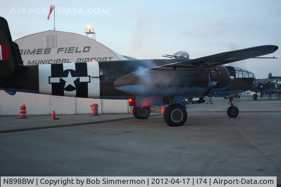 N898BW, 1945 North American TB-25N Mitchell C/N 108-47749 (45-8898), Dawn startup in Urbana for the Dayton B-25 Gathering and Doolittle Reunion.