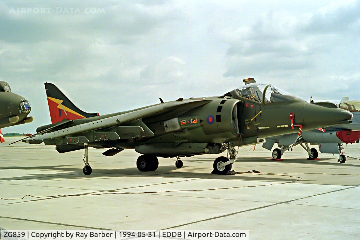 ZG859, British Aerospace Harrier GR.7 C/N P91, BAe Systems Harrier GR.7 [P91] Berlin-Schonefeld~D 31/05/1994
