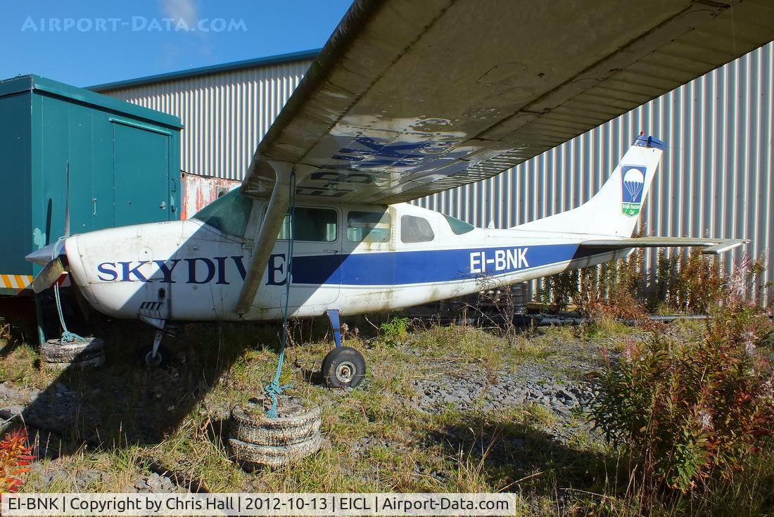 EI-BNK, 1971 Cessna U206F Stationair C/N U206-01706, at Clonbullogue Aerodrome, Ireland