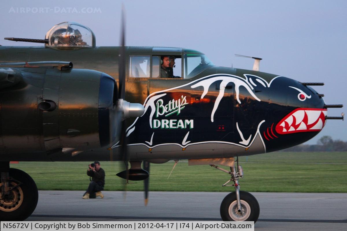 N5672V, 1945 North American B-25J Mitchell Mitchell C/N 108-47686, Dawn start up during the B-25 Gathering and Doolittle Reunion.