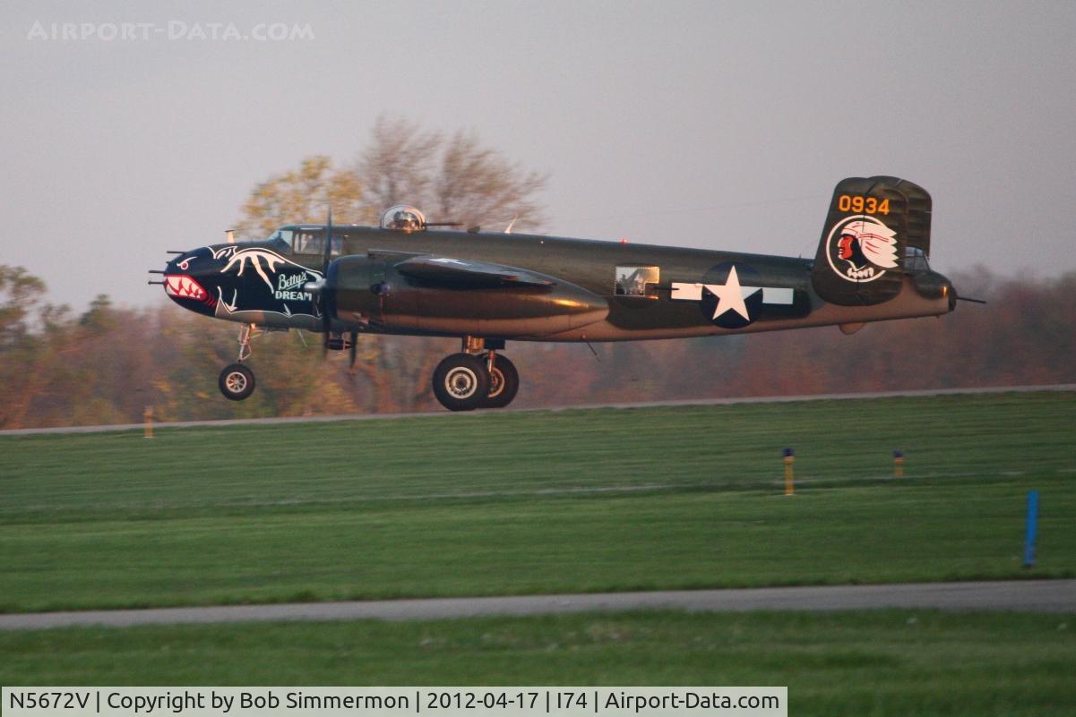 N5672V, 1945 North American B-25J Mitchell Mitchell C/N 108-47686, Departing for Dayton during the B-25 Gathering and Doolittle Reunion.