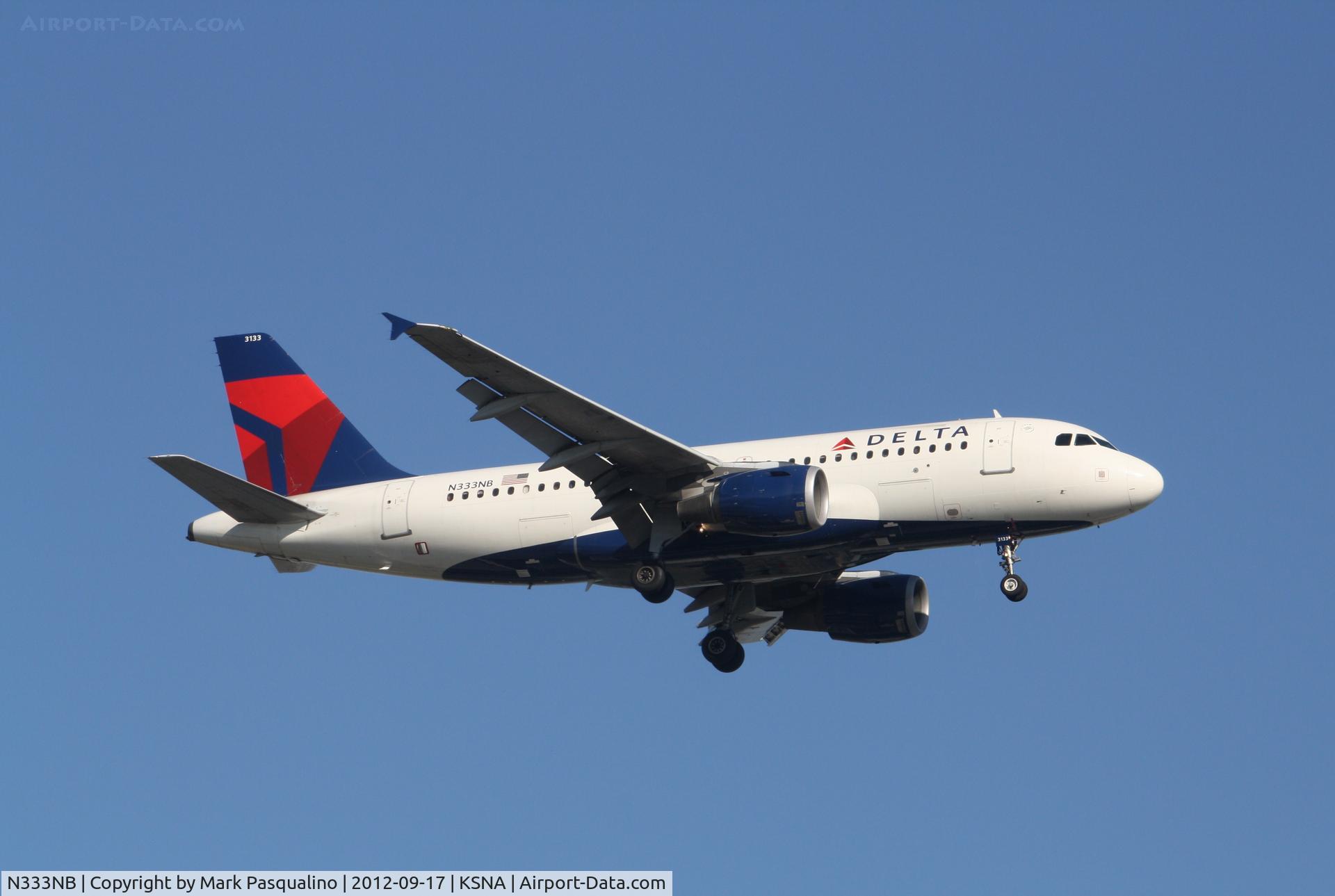 N333NB, 2001 Airbus A319-114 C/N 1582, Airbus A319