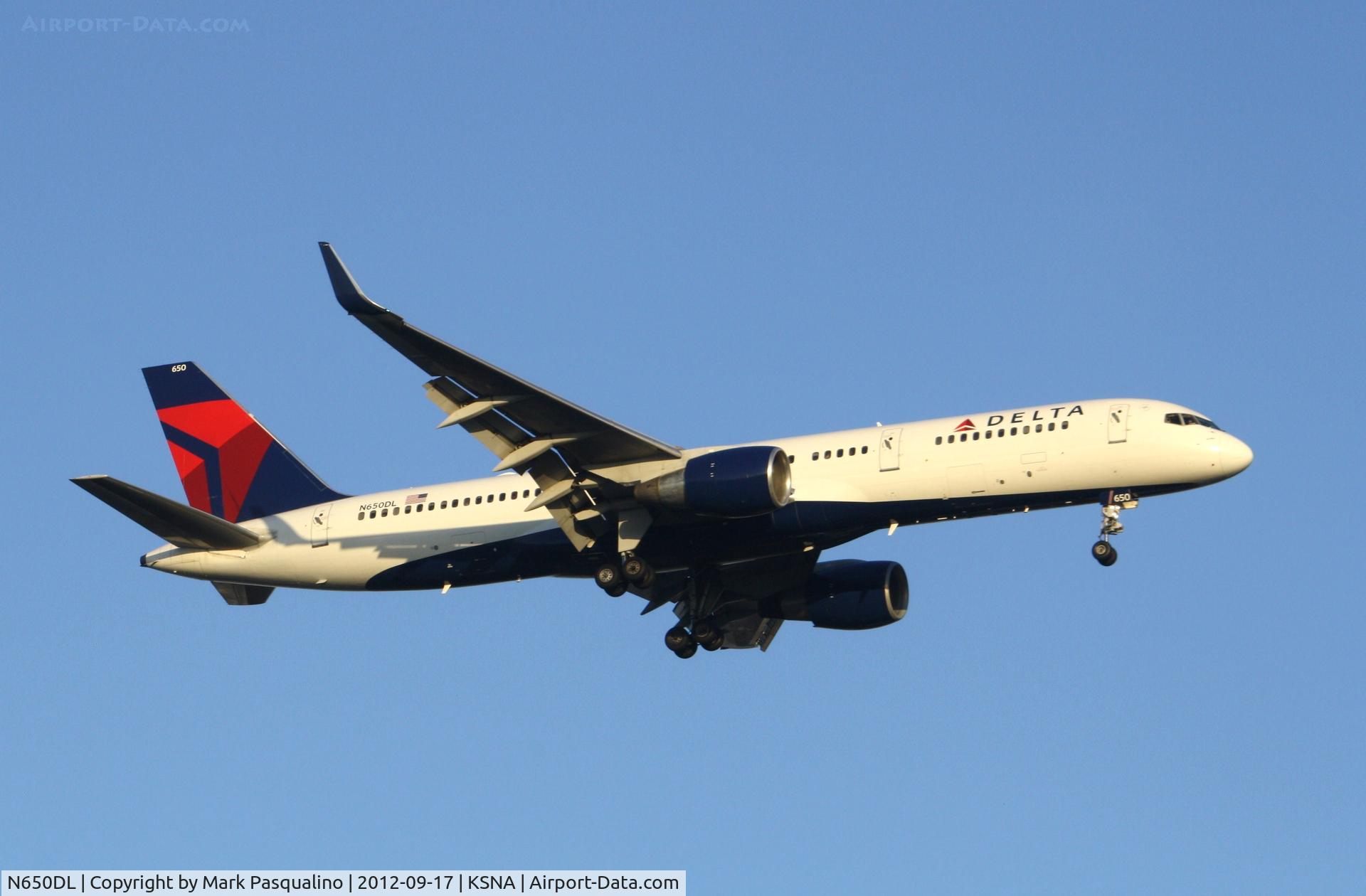 N650DL, 1989 Boeing 757-232 C/N 24390, Boeing 757-200