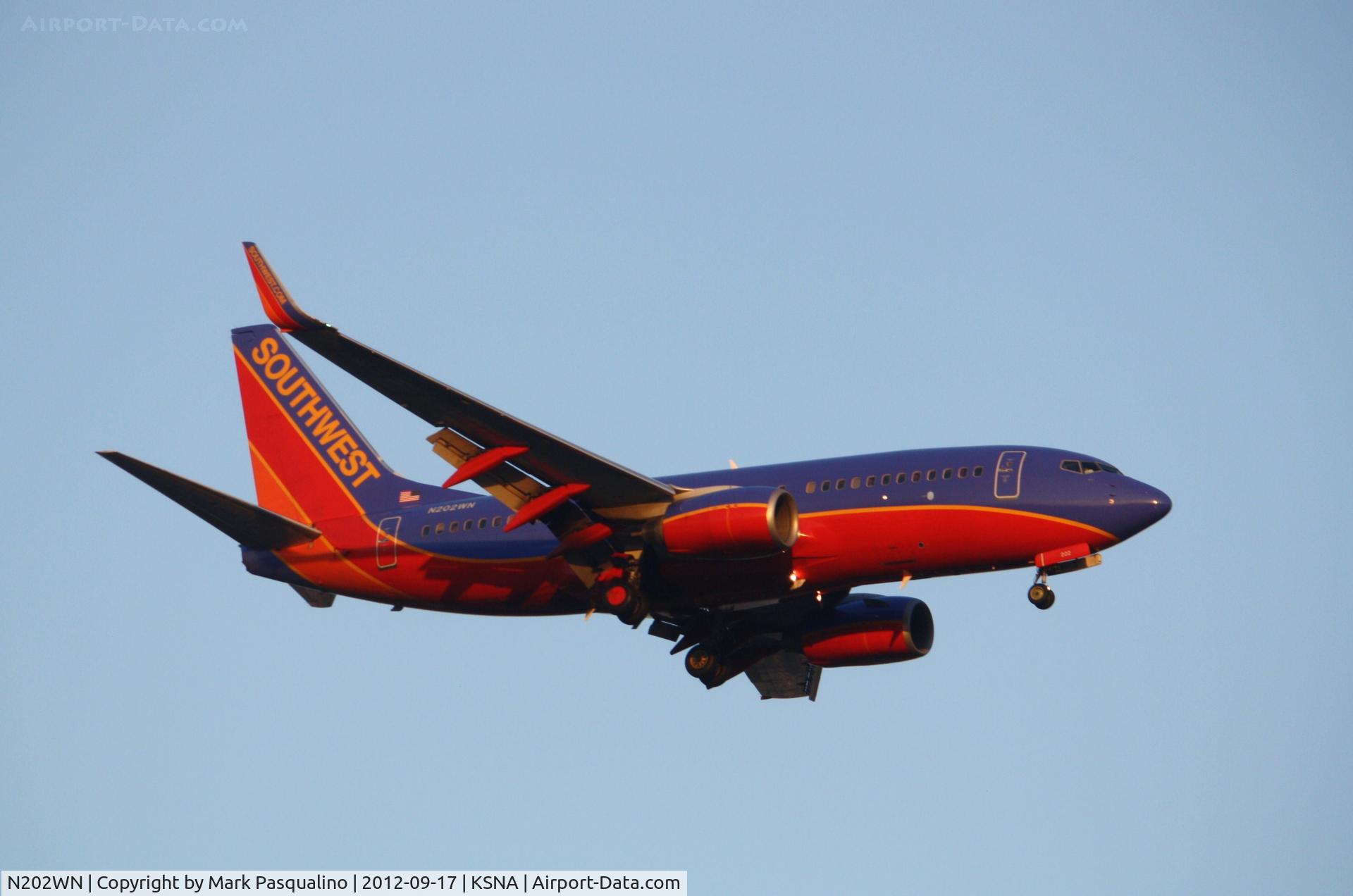 N202WN, 2005 Boeing 737-7H4 C/N 33999, Boeing 737-700