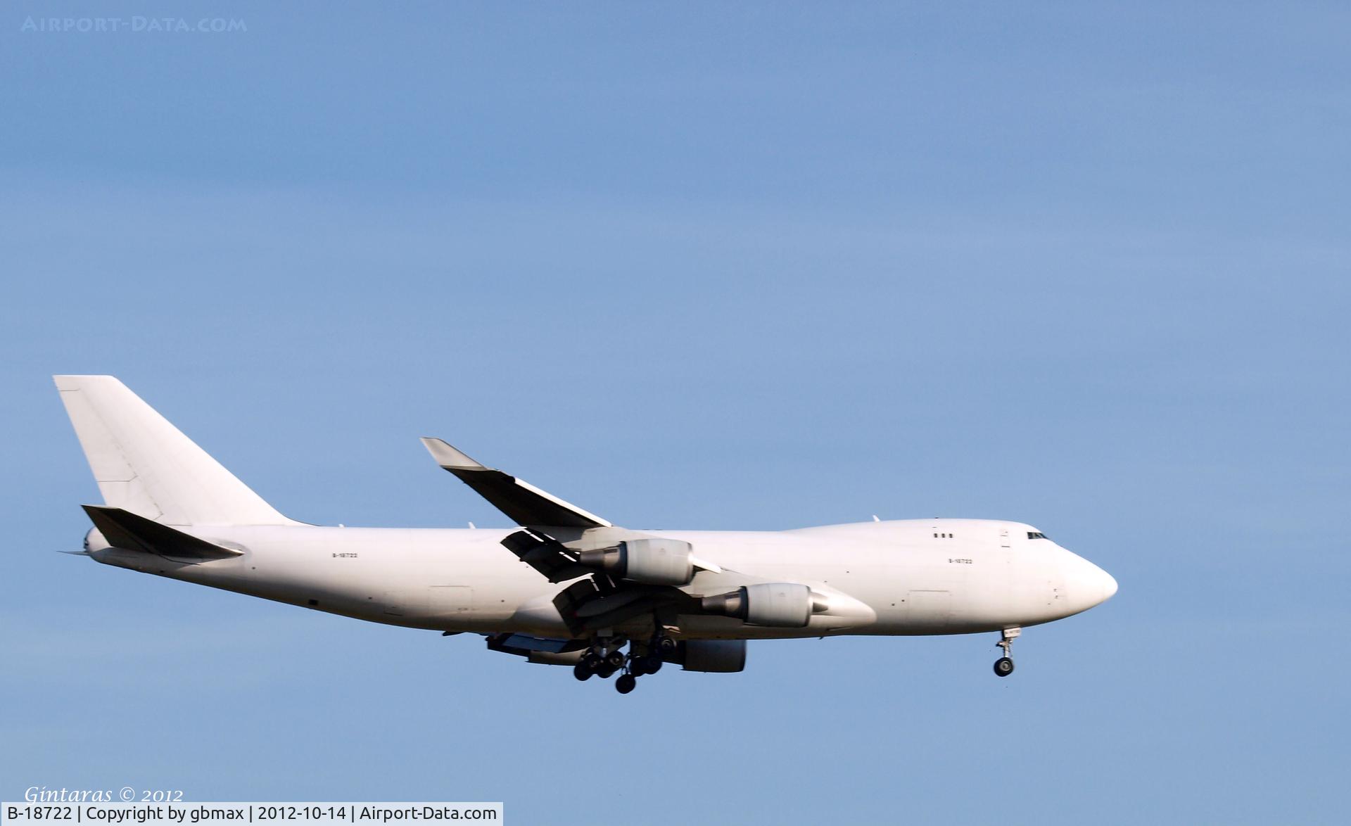 B-18722, 2006 Boeing 747-409F/SCD C/N 34265, Final Approach To JFK