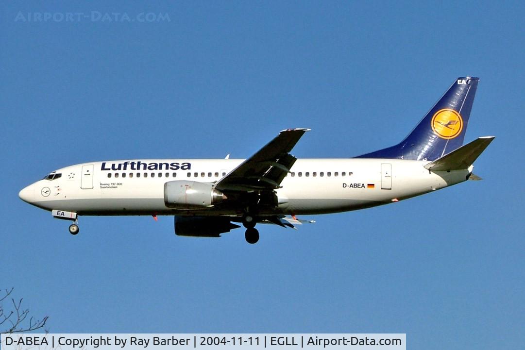 D-ABEA, 1990 Boeing 737-330 C/N 24565, Boeing 737-330 [24565] (Lufthansa) Heathrow~G 11/11/2004