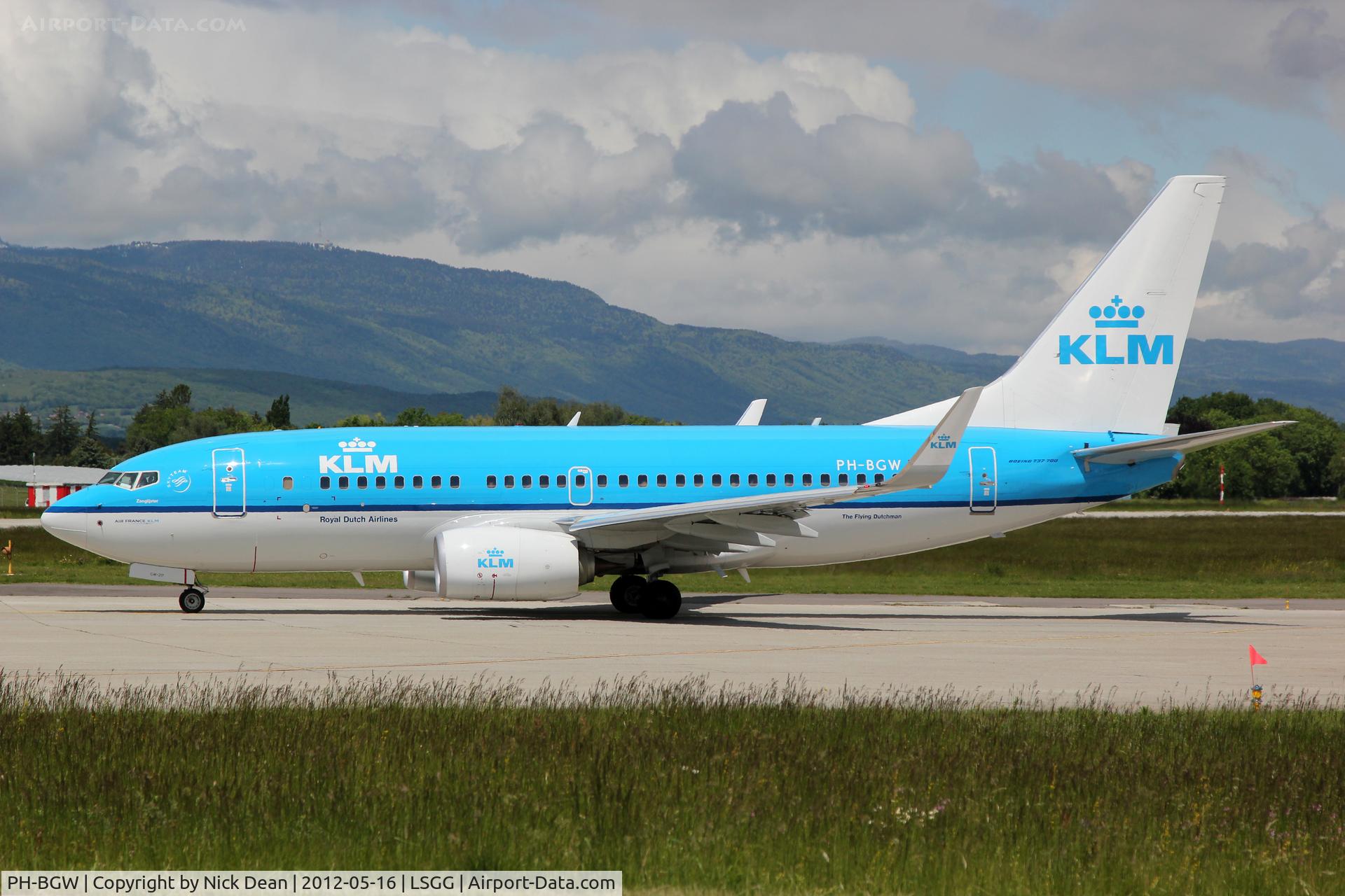 PH-BGW, 2011 Boeing 737-7K2 C/N 38128, LSGG/GVA EBACE 2012