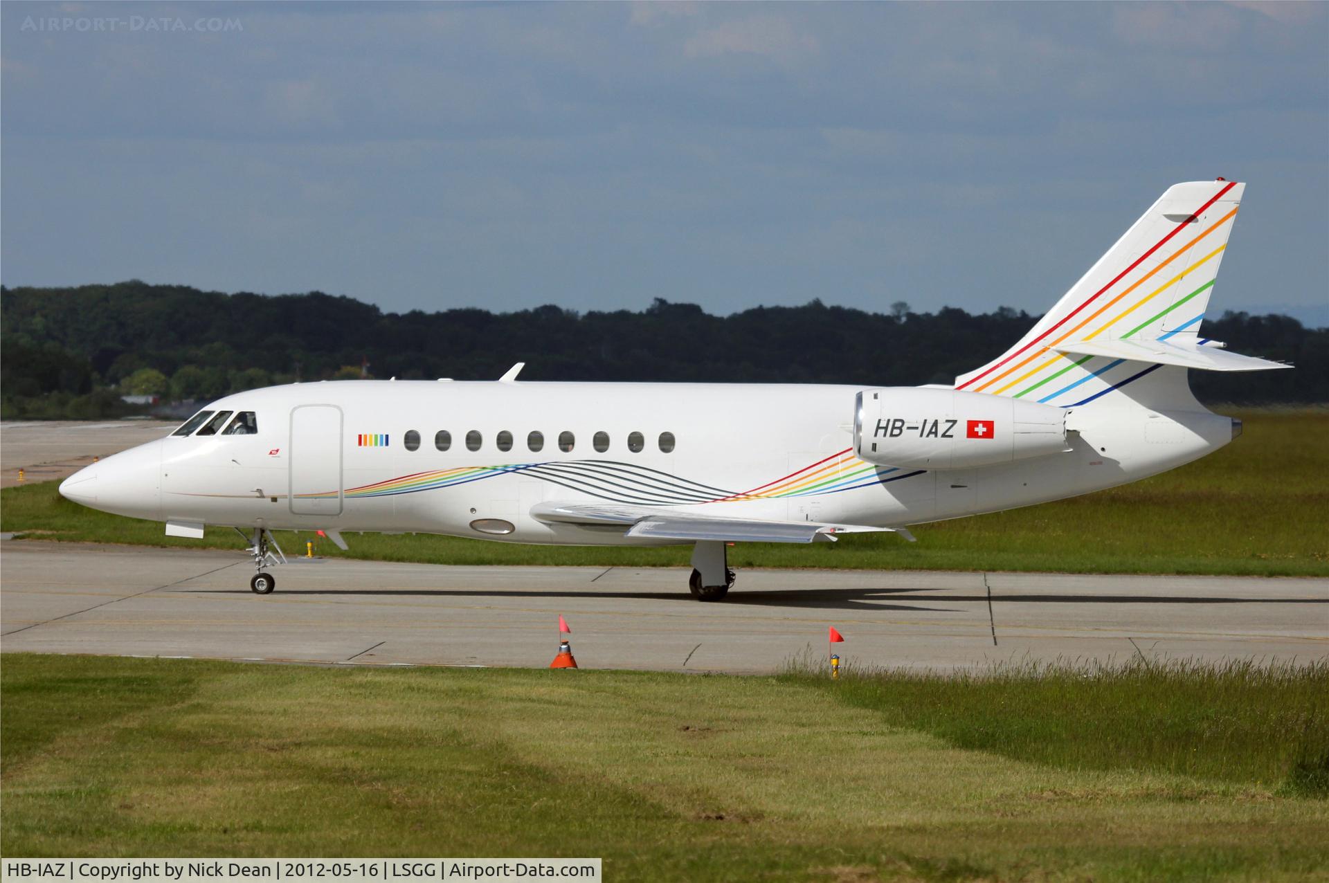 HB-IAZ, 1996 Dassault Falcon 2000 C/N 030, LSGG/GVA EBACE 2012
