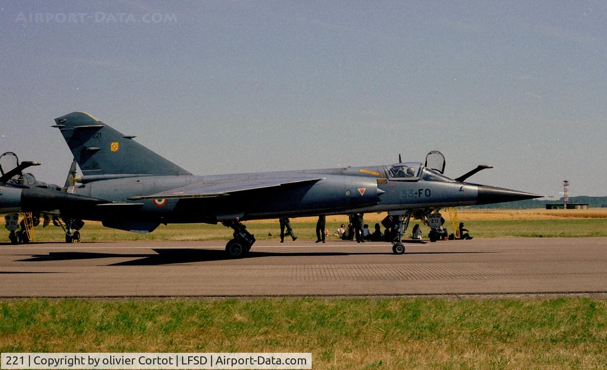 221, Dassault Mirage F.1C C/N 221, Before being converted to the CT attack version, this Mirage F-1 was a F-1C fighter