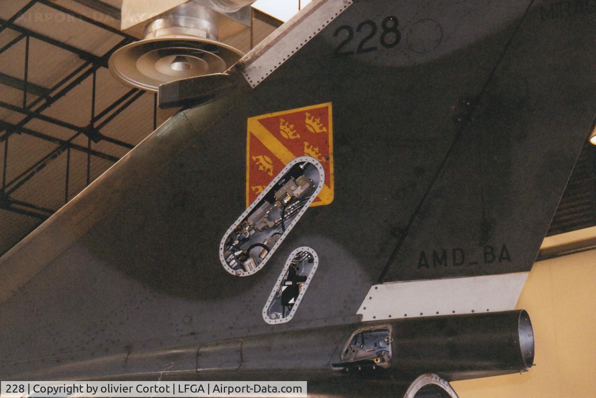 228, Dassault Mirage F.1CT C/N 228, opened airframe during the Colmar airshow 2002