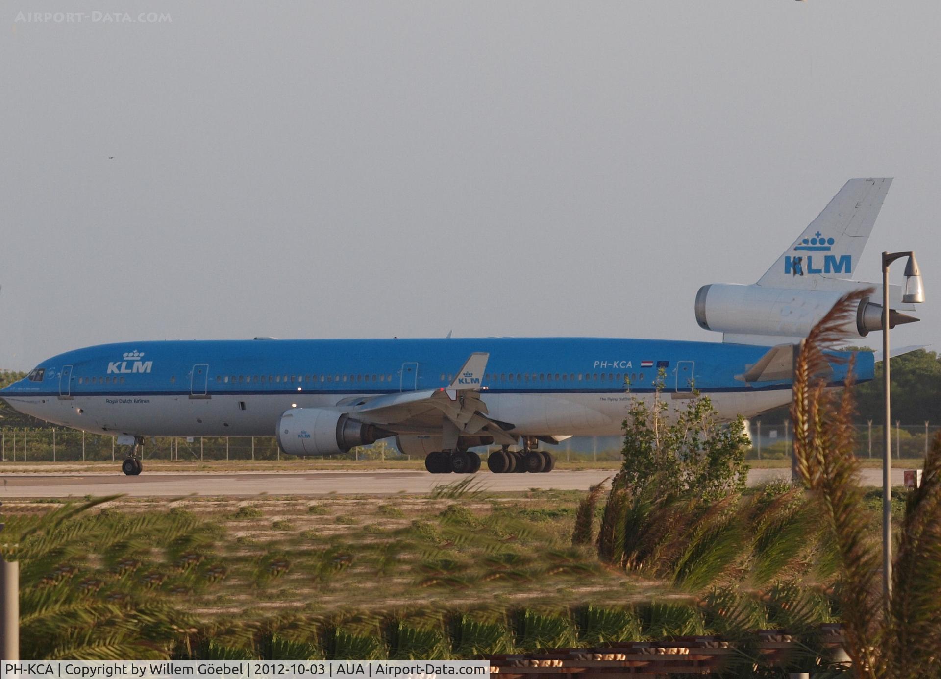 PH-KCA, 1993 McDonnell Douglas MD-11 C/N 48555, Ready for take off from Reina Beatrix Airport