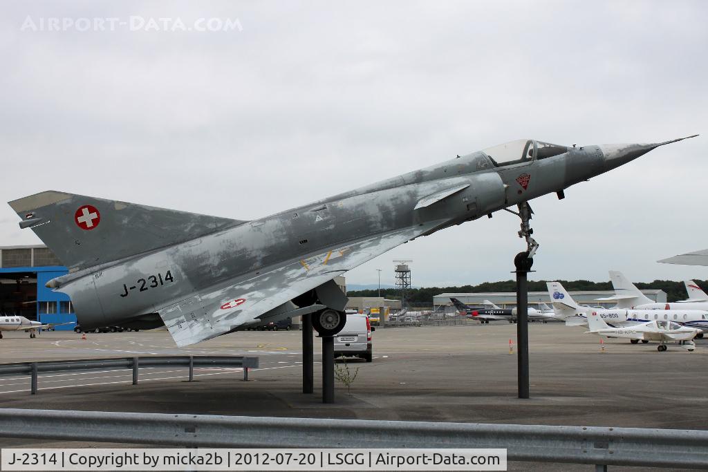 J-2314, Dassault Mirage IIIS C/N 17-26-111, Preserved