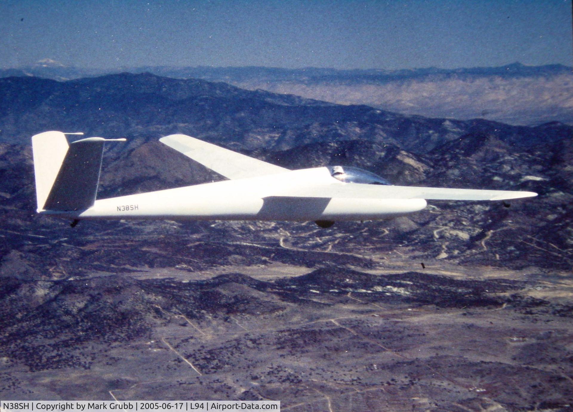 N38SH, 1963 Schempp-Hirth STANDARD AUSTRIA S C/N 38, Climbing in an east wave over Tehachapi, CA.