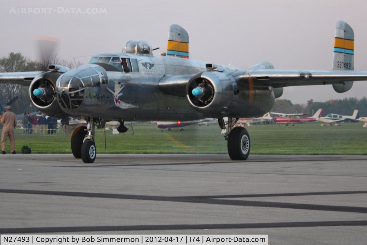 N27493, 1944 North American TB-25K Mitchell C/N 44-29869/108-33144, Departing Urbana, Ohio during the B-25 Gathering and Doolittle Reunion.