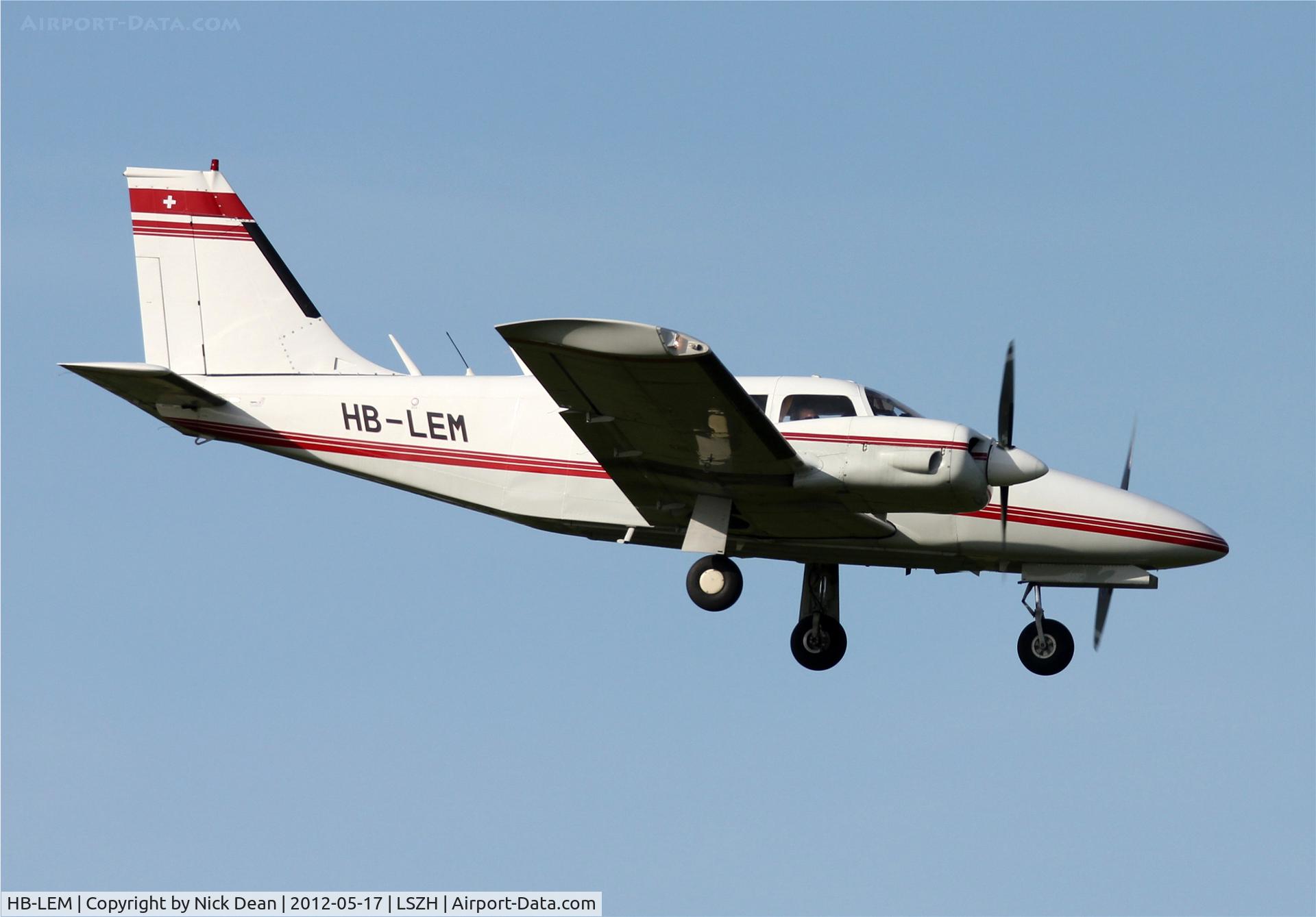 HB-LEM, 1973 Piper PA-34-200 Seneca C/N 34-7350327, LSZH/ZRH