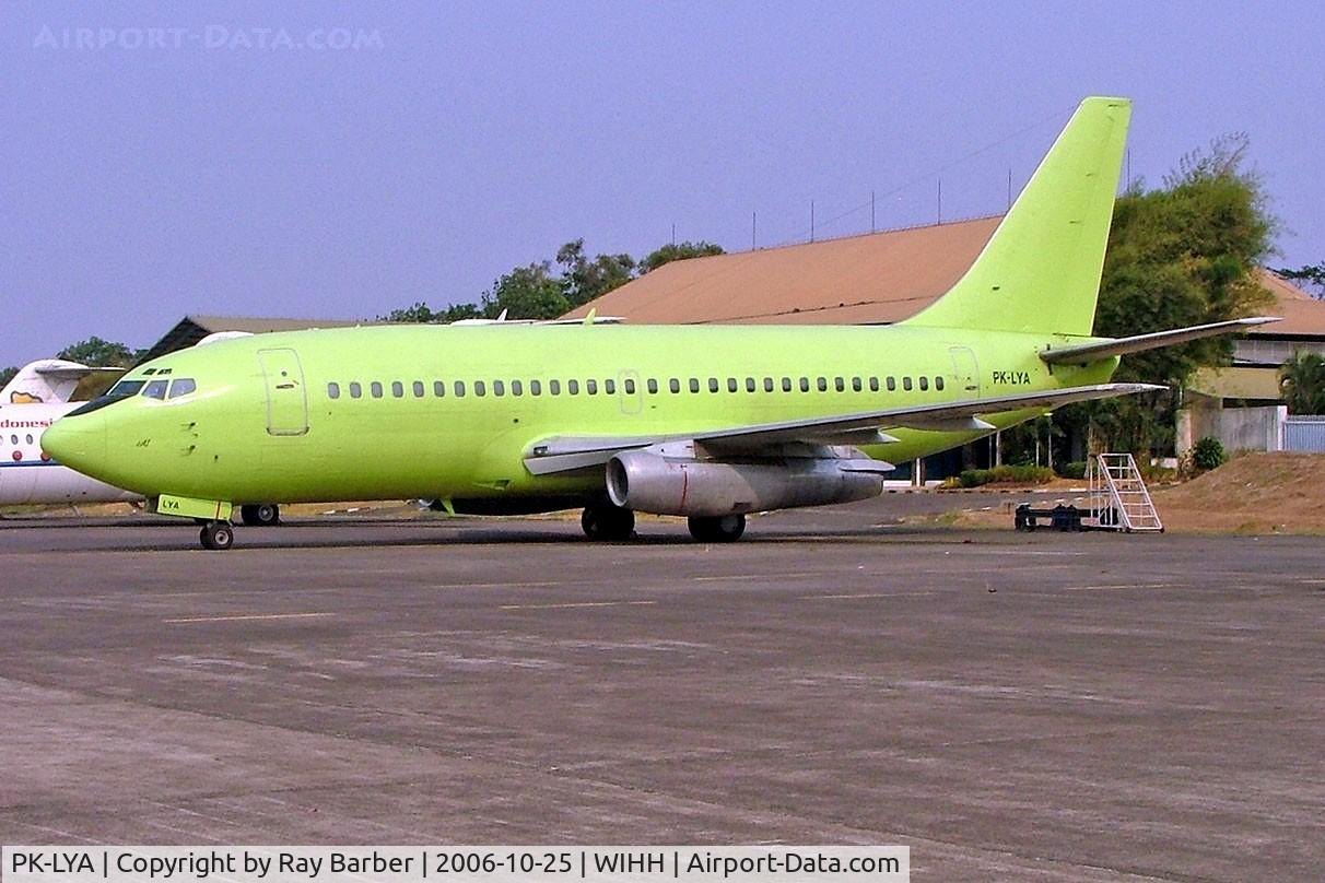 PK-LYA, 1983 Boeing 737-2H4 C/N 23054, Boeing 737-2H4 [23054] (Linus Airways) Jakarta-Halim Perdanakusuma Int~PK 25/10/2006. This appeared to be stored but had 2 other registrations about this date but this was what it was wearing then.