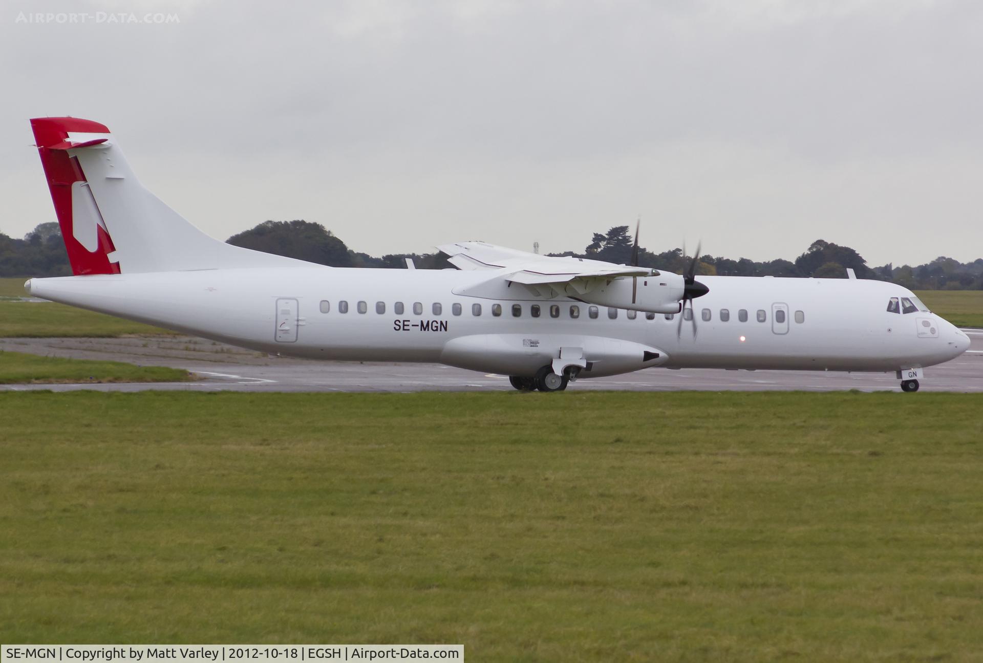 SE-MGN, 1994 ATR 72-202 C/N 437, Departing after spray.