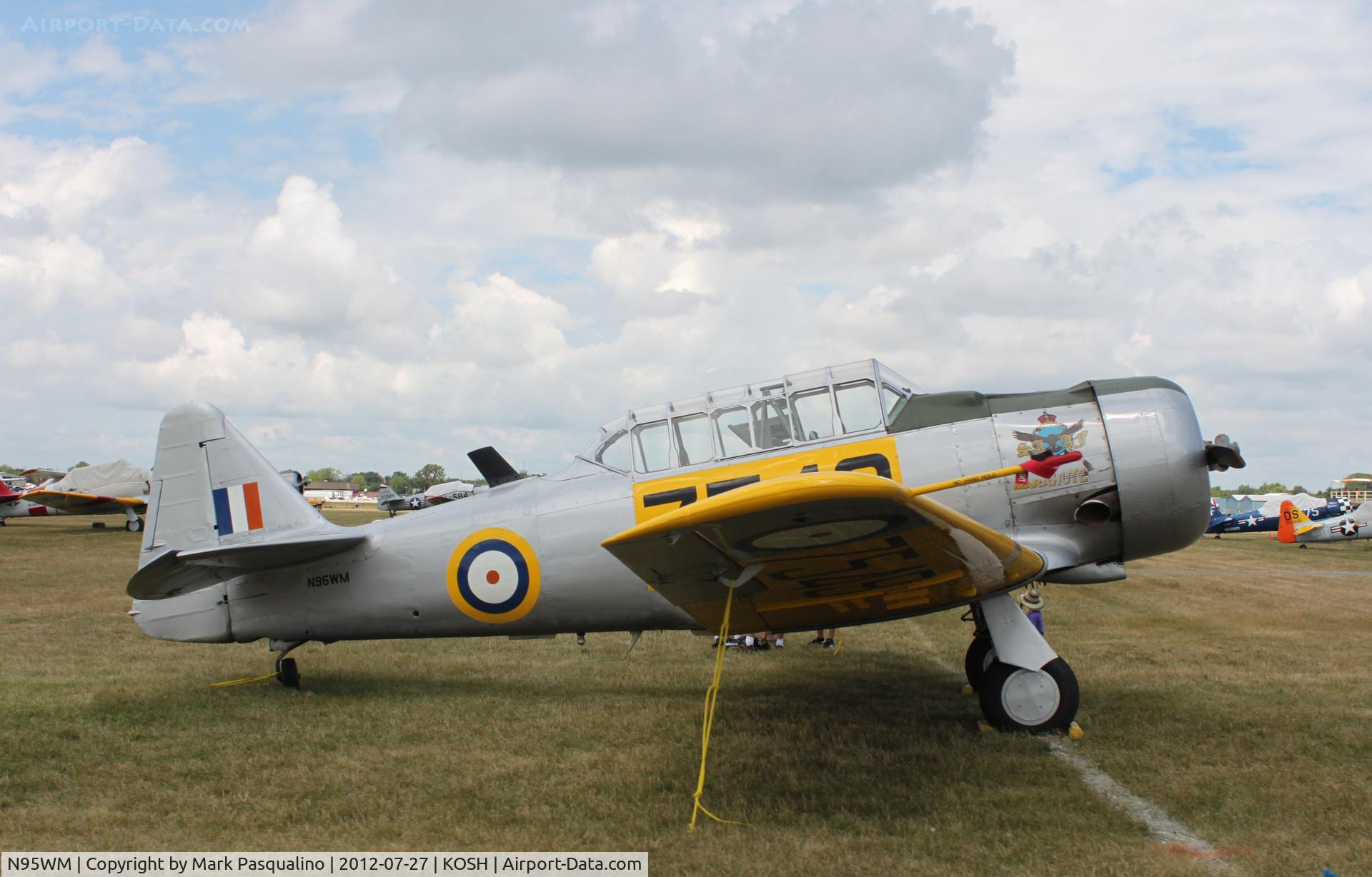 N95WM, 1943 North American AT-6D Texan C/N 8815597, North American AT-6D