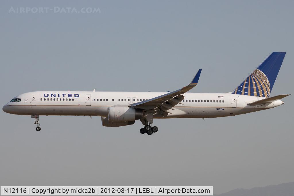 N12116, 1996 Boeing 757-224 C/N 27558, Landing