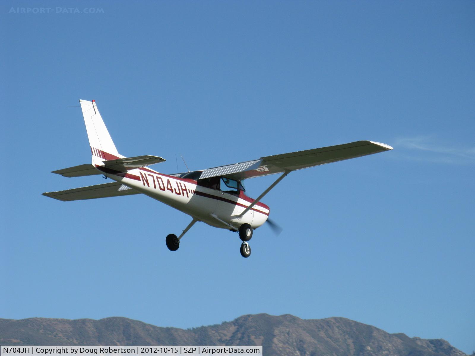 N704JH, 1976 Cessna 150M C/N 15078644, 1976 Cessna 150M, Continental O-200 100 Hp, on final Rwy 04