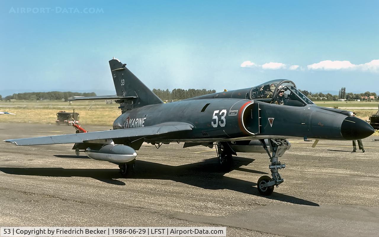 53, Dassault Super Etendard C/N 59, taxying to the active