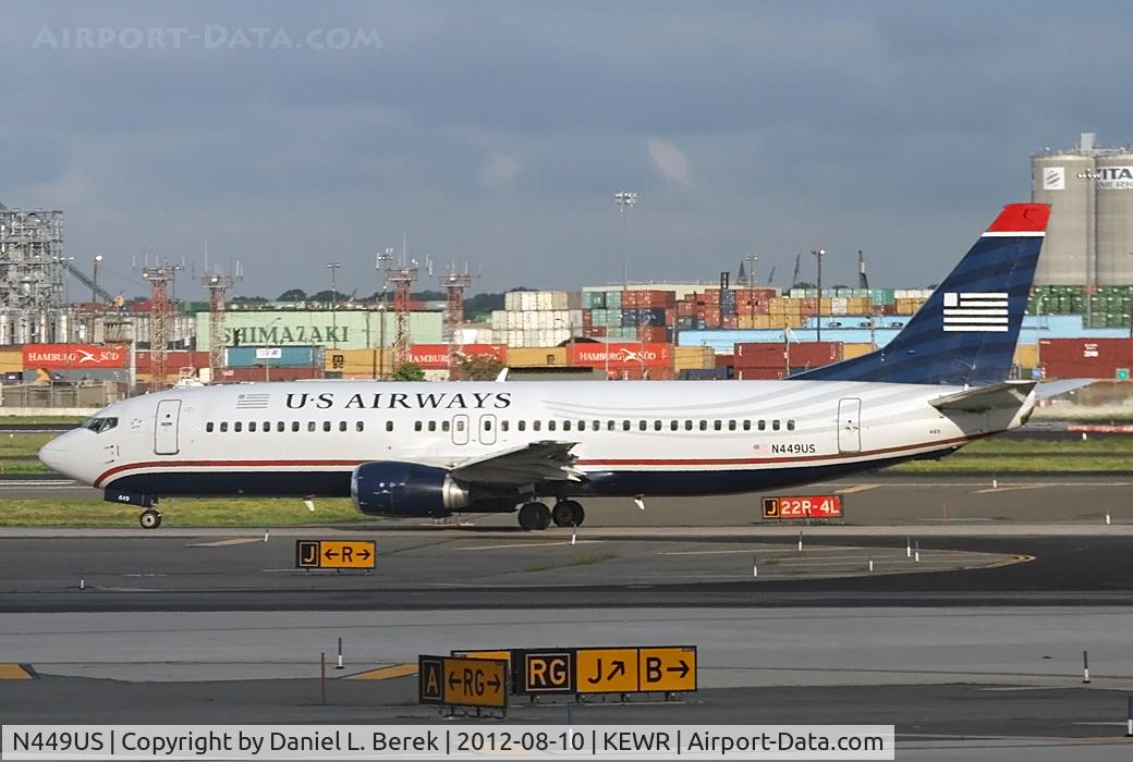 N449US, 1990 Boeing 737-4B7 C/N 24893, A US Airways Boeing 737-400 taxies to Newark's 