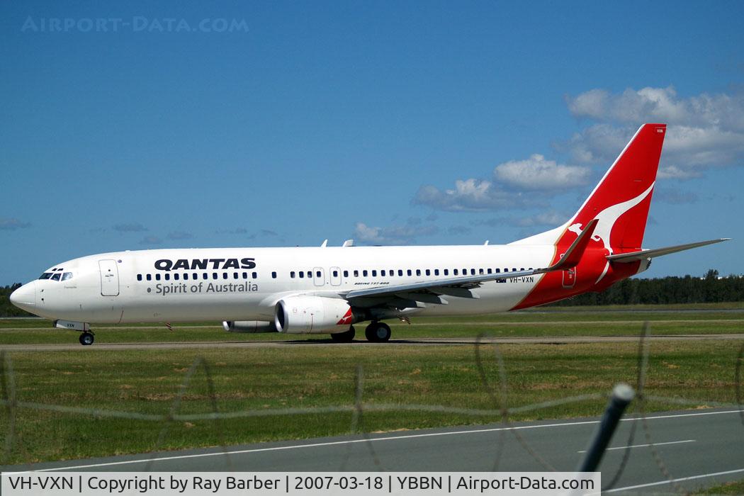 VH-VXN, 2002 Boeing 737-838 C/N 33484, Boeing 737-838 [33484] (QANTAS) Brisbane-International~VH 18/03/2007