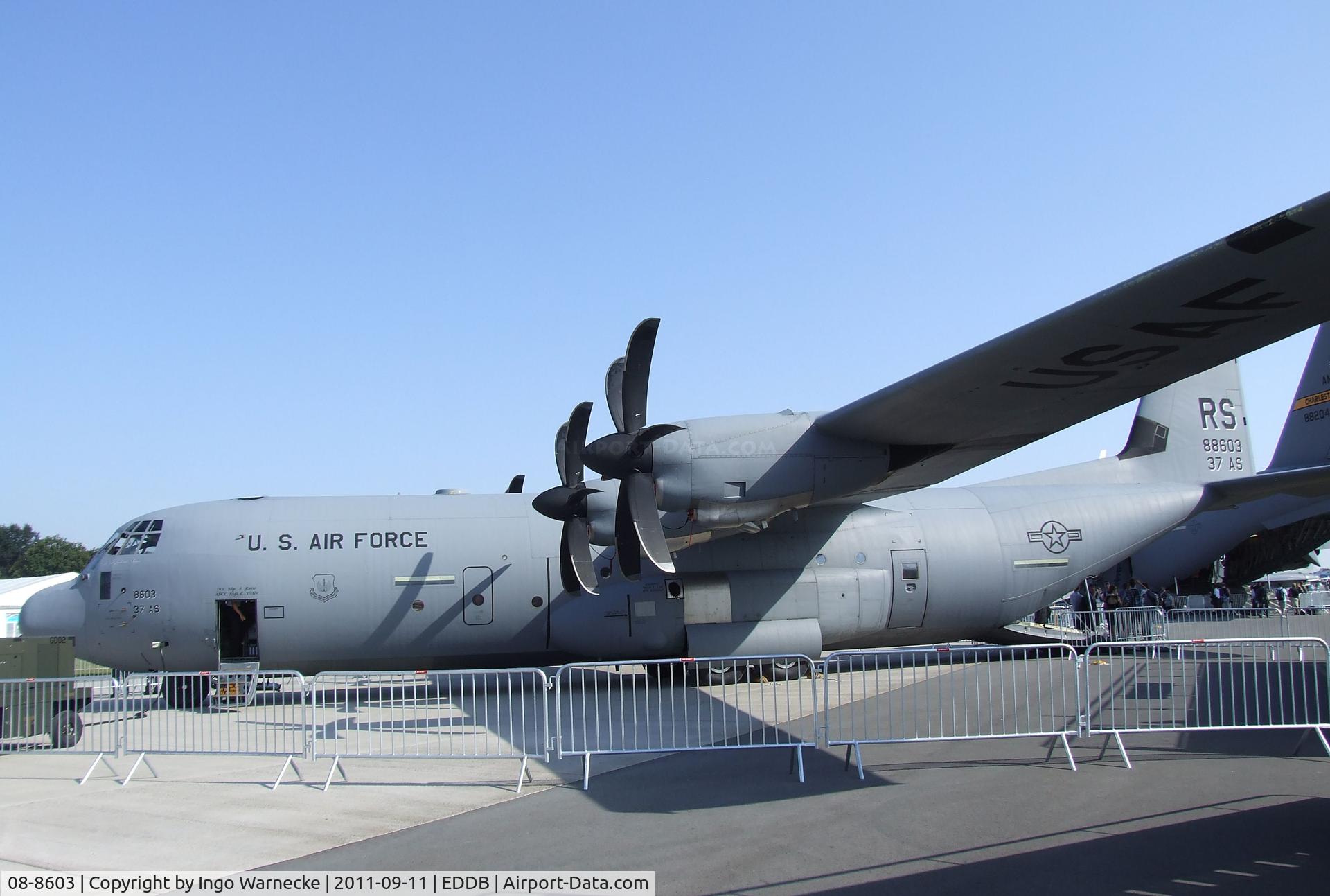 08-8603, 2009 Lockheed Martin C-130J-30 Super Hercules C/N 382-5613, Lockheed Martin C-130J Super Hercules of the USAF at the ILA 2012, Berlin