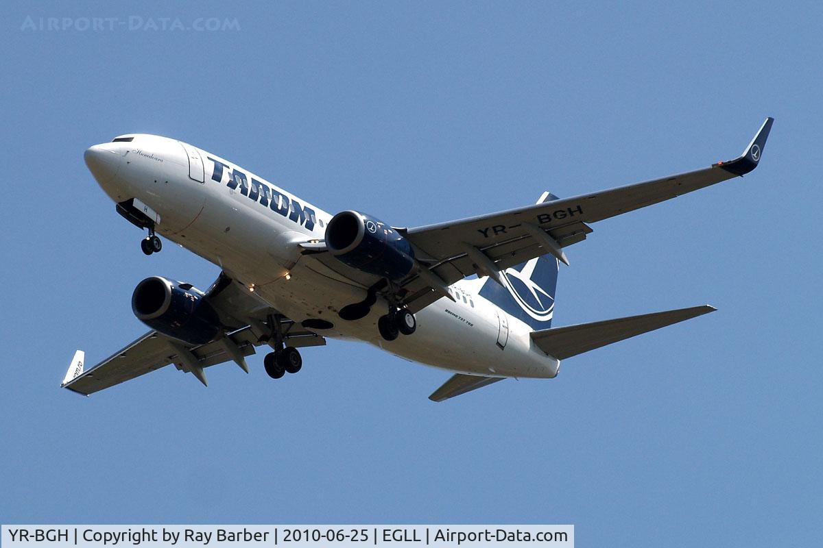 YR-BGH, 2003 Boeing 737-78J C/N 28438, Boeing 737-78J [28438] (TAROM) Home~G 25/06/2010. On approach 27R to Heathrow.
