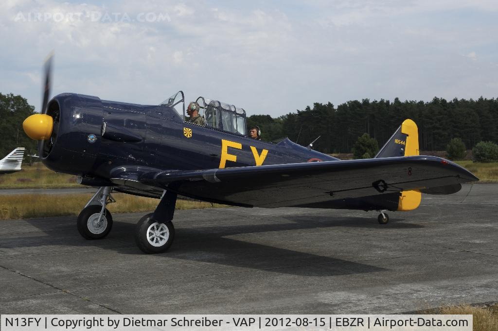 N13FY, 1942 North American AT-6A Texan C/N 78-6922, T6 Texan