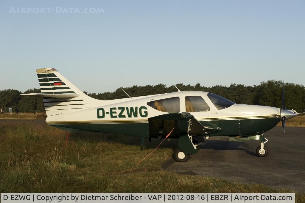 D-EZWG, Rockwell Commander 114 C/N 14620, Commander 114