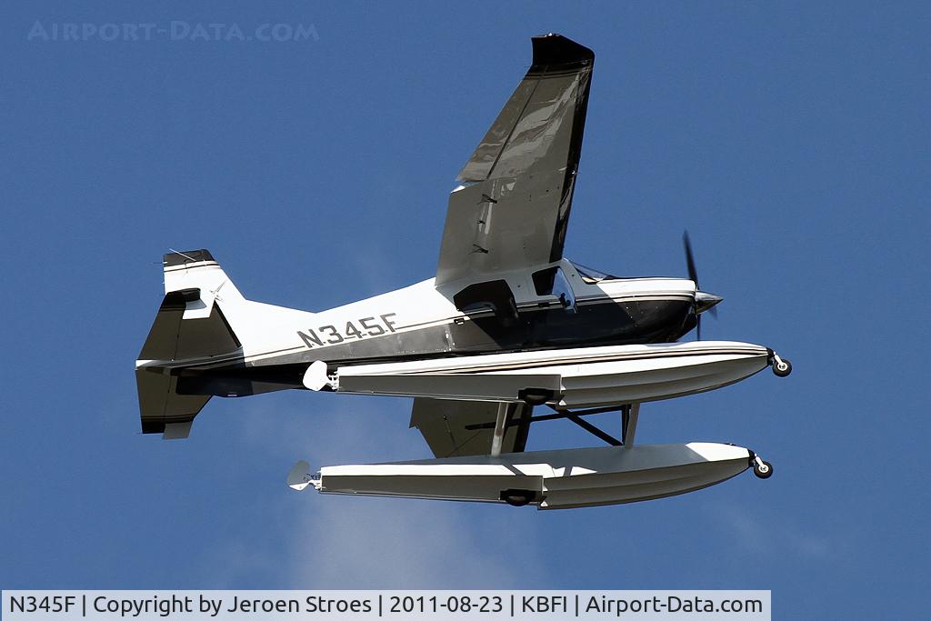 N345F, 2011 Found FBA-2C3 C/N 304, kbfi, the airport to meet a lot of new planes