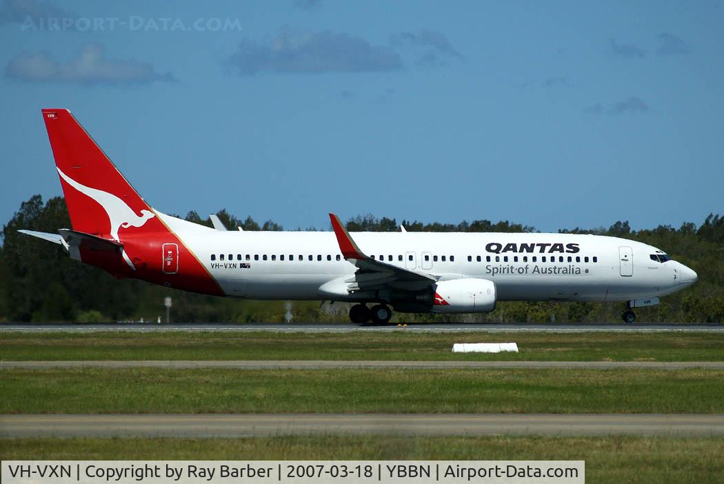 VH-VXN, 2002 Boeing 737-838 C/N 33484, Boeing 737-838 [33484] (QANTAS) Brisbane International~VH 18/03/2007