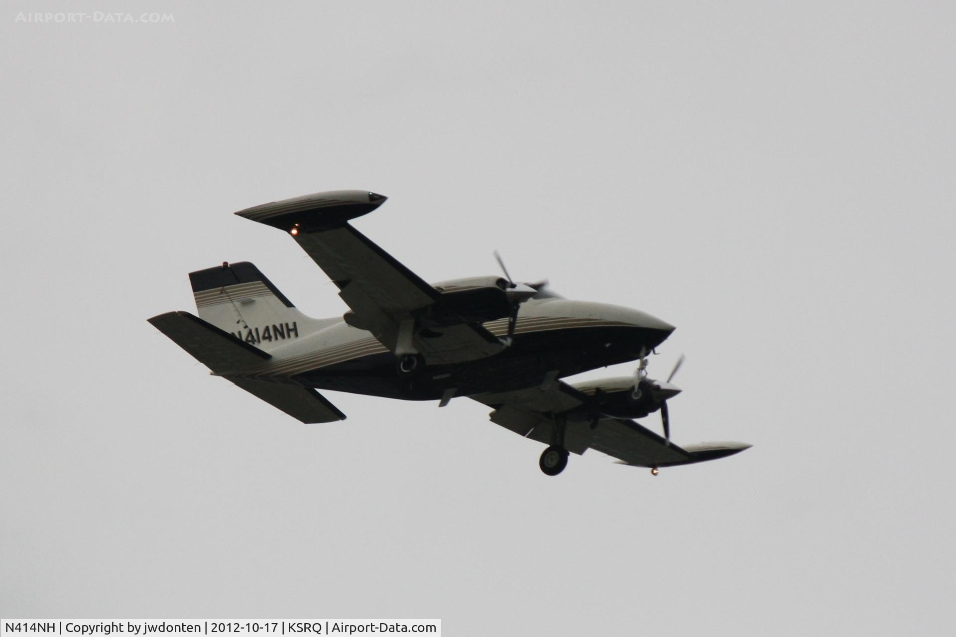 N414NH, 1975 Cessna 414 Chancellor Chancellor C/N 414-0640, Cessna Chancellor (N414NH) on approach to Sarasota-Bradenton International Airport following a flight from St Pete-Clearwater International Airport