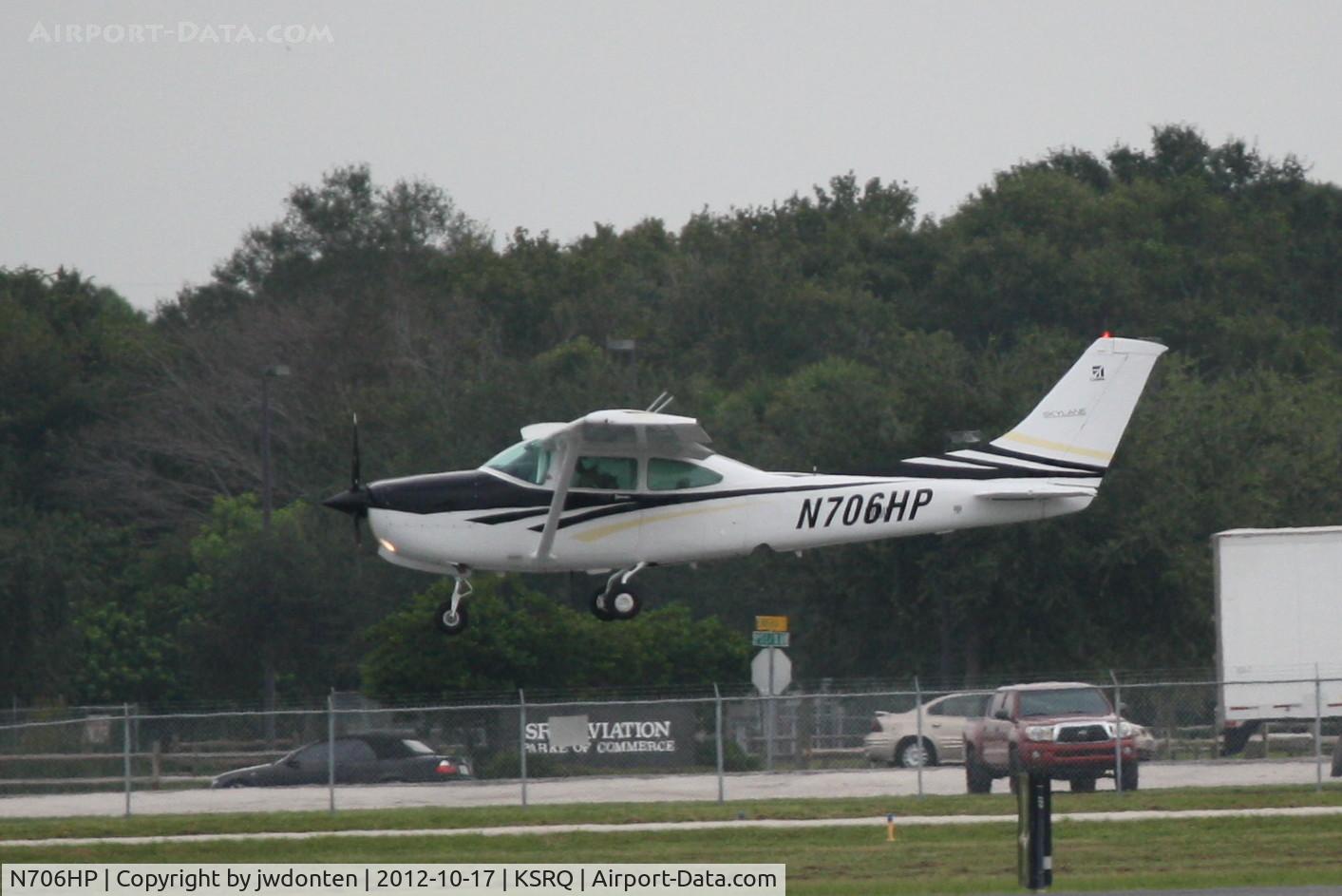 N706HP, 1985 Cessna R182 Skylane RG C/N R18202013, Cessna Turbo Skylane (N706HP) arrives at Sarasota-Bradenton International Airport