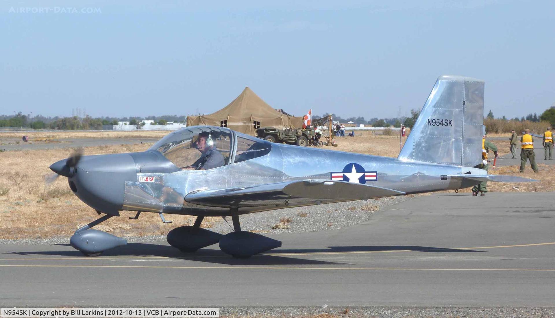 N954SK, Vans RV-12 C/N 120095, At the Mustang Day celebration.