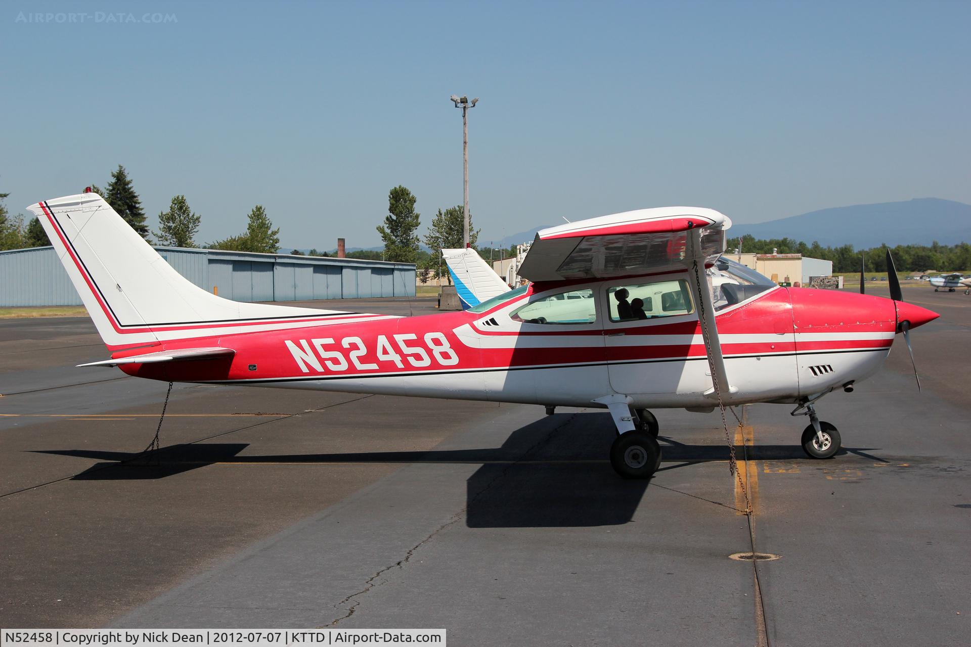 N52458, 1973 Cessna 182P Skylane C/N 18262623, KTTD/TTD