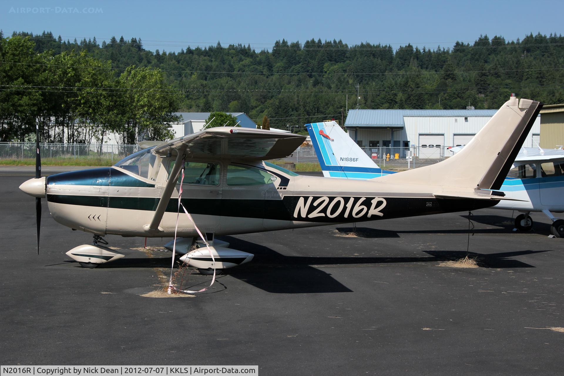 N2016R, 1963 Cessna 182G Skylane C/N 18255216, KKLS/KLS