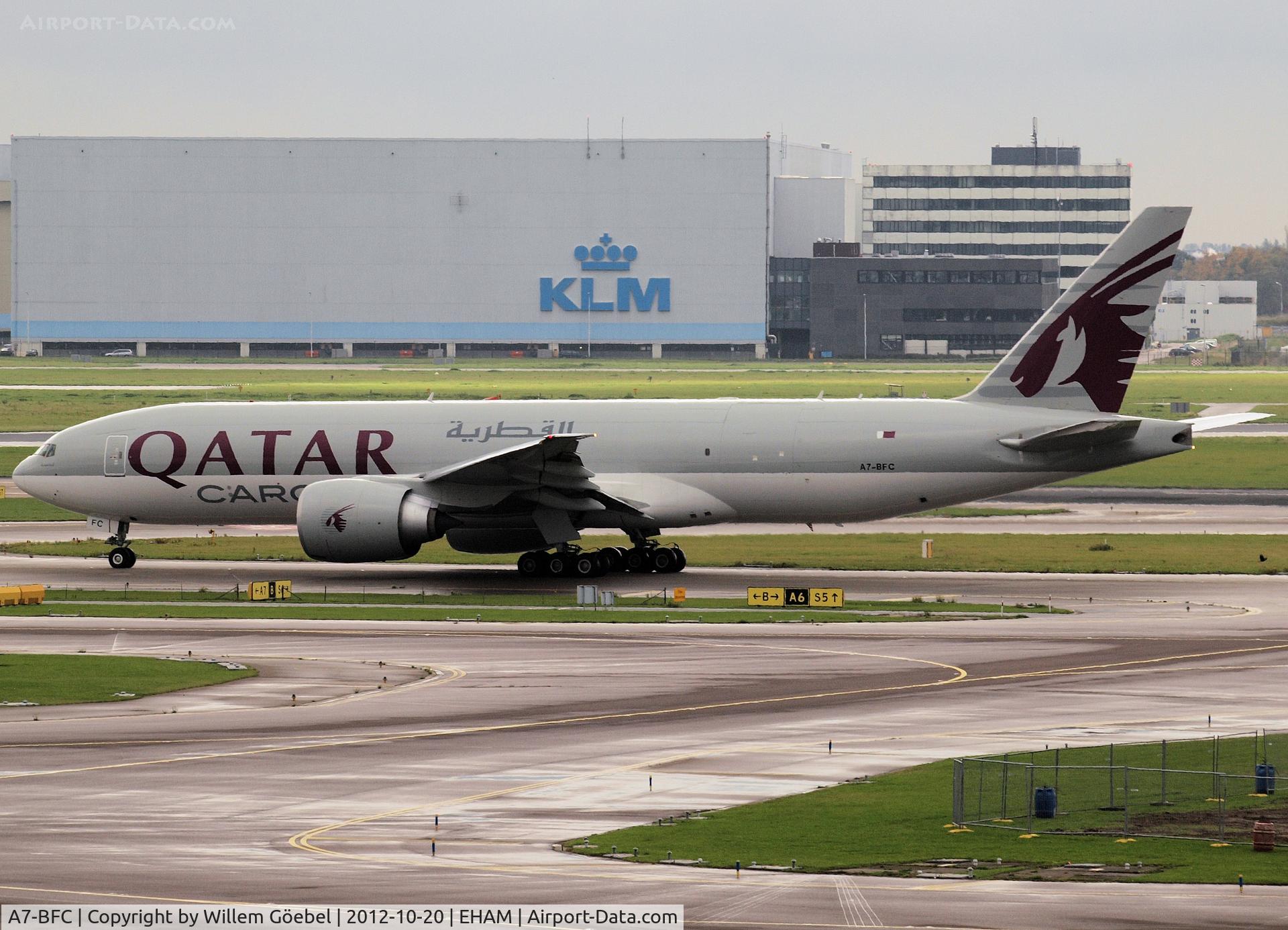 A7-BFC, 2011 Boeing 777-FDZ C/N 36099, Taxi to the runway 24 of Schiphol Airport