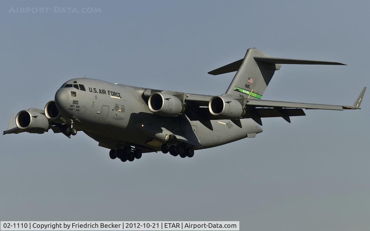 02-1110, 2002 Boeing C-17A Globemaster III C/N P-110, on final RW26