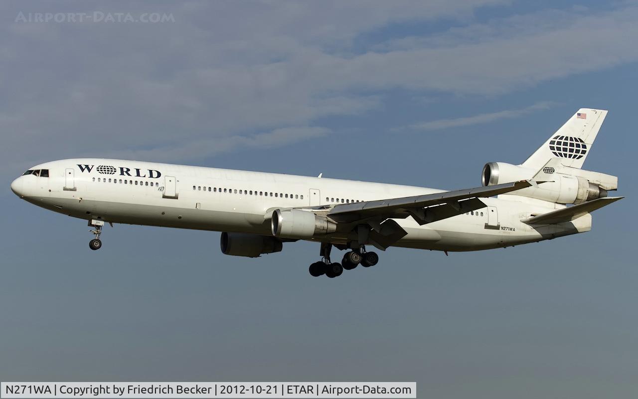 N271WA, 1992 McDonnell Douglas MD-11 C/N 48518, on final RW26