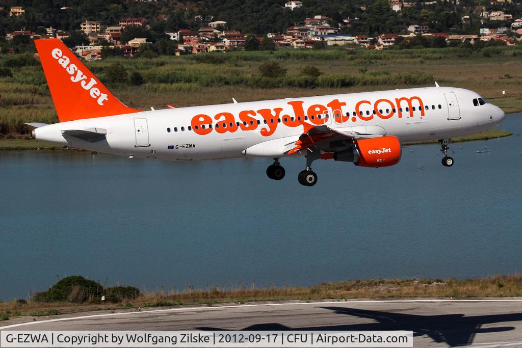 G-EZWA, 2012 Airbus A320-214 C/N 5201, visitor
