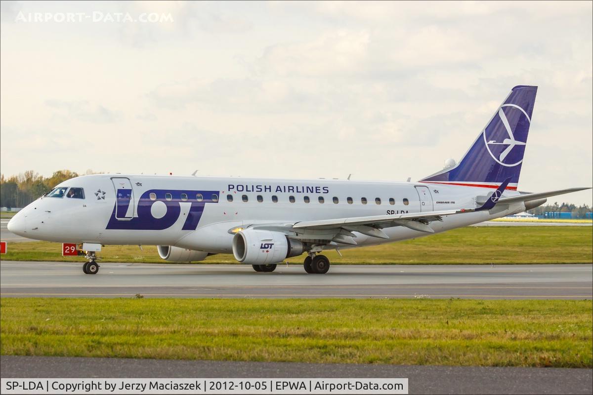 SP-LDA, 2004 Embraer 170ST (ERJ-170-100ST) C/N 17000023, Embraer ERJ-170-100ST